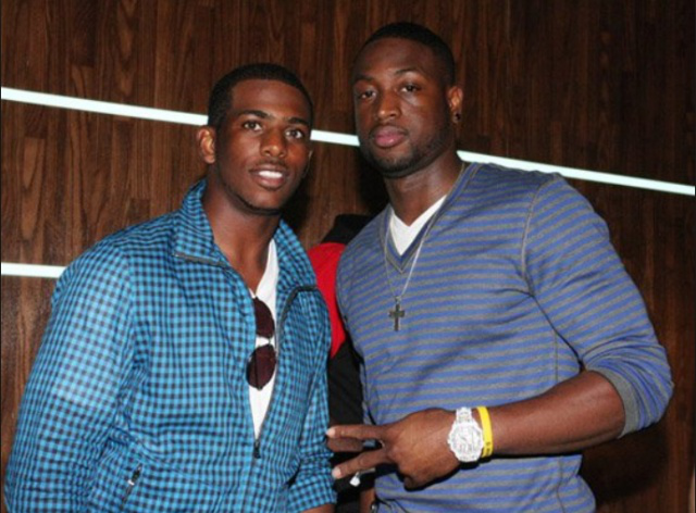 篮球湖人球迷热情支持球队