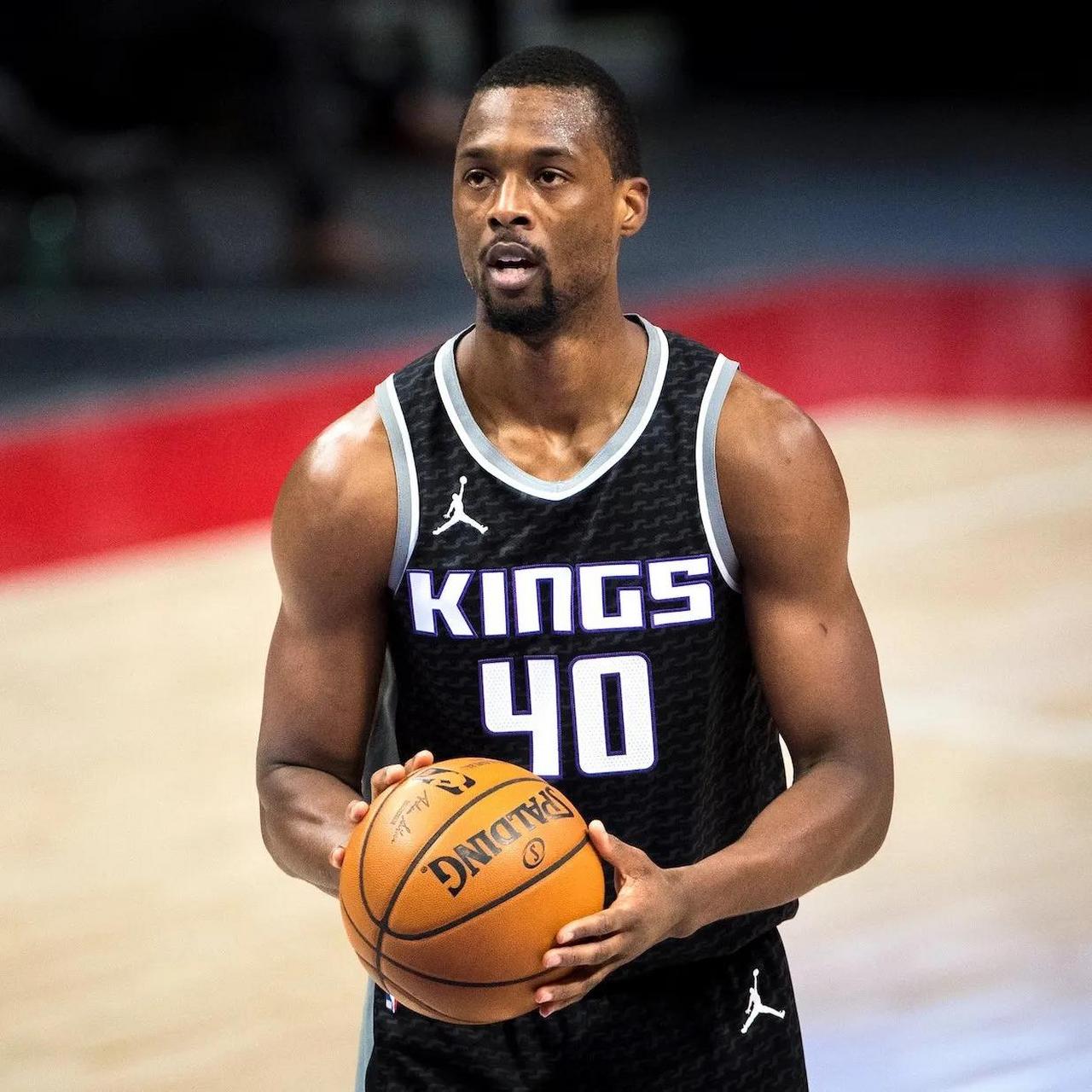 马斯切拉诺：梅西整个赛季都令人惊叹，他来这就是为了奖杯