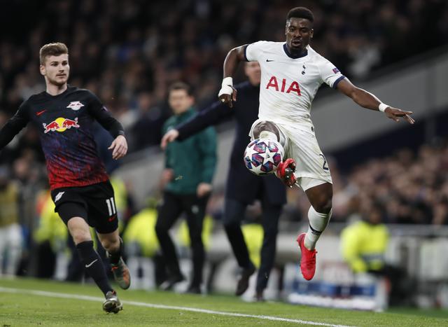 ​​​​​​​​​3、王励勤：坚韧中的缺憾。手握17个世界冠军，3届世锦赛夺冠，唯独缺奥运会单打金牌，职业生涯中也留下了不完美的感叹。