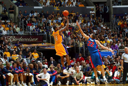 杨鸣：辽宁男篮进入新老更替时期，先打进季后赛再图发展