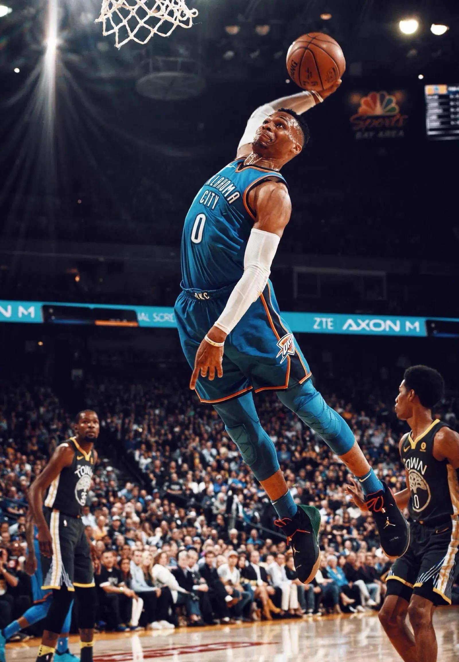 美媒：梅西加盟后，迈阿密的收入从4500万飙升至1.8亿美元