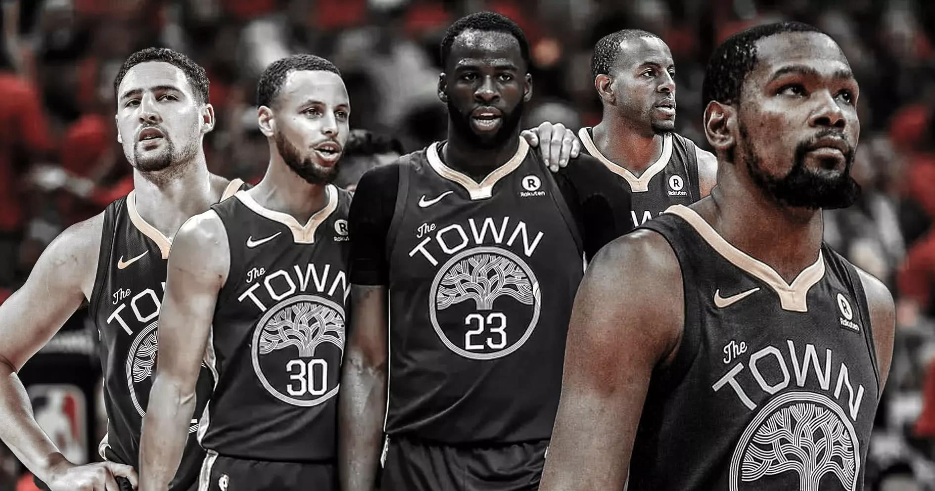 威少11月场均21+9+8，单月打出180俱乐部水准