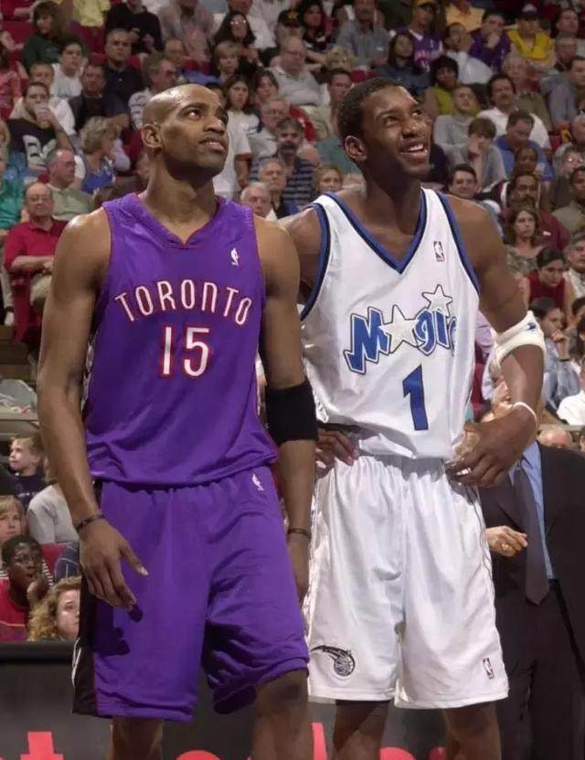 圣路易斯红雀在 2022 年季后赛为普荷斯举办了极其盛大的全场告别礼