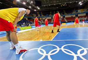 东契奇32+7+7詹姆斯24+8 湖人不敌魔术遭遇三连败